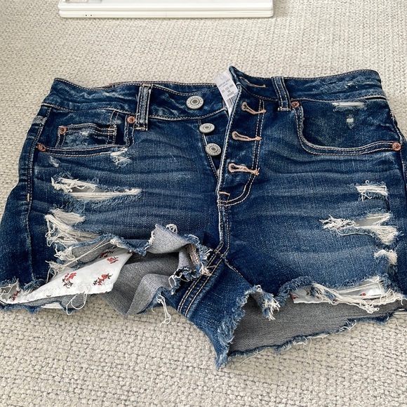 American Eagle sz 6 shorts - Picture 1 of 5